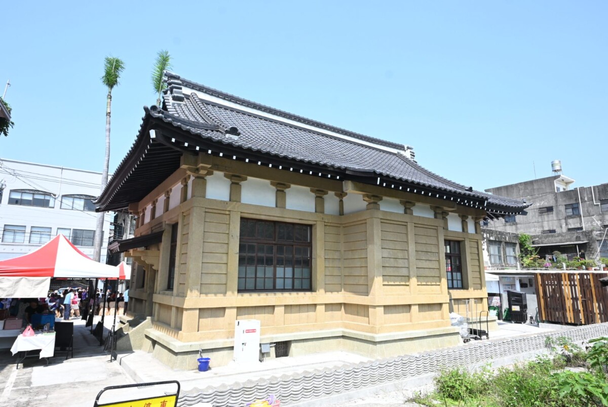 927549d29df7ff68a14c7086d15c3a69