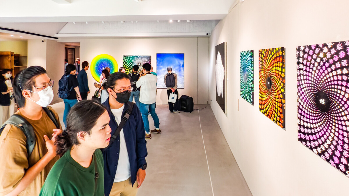 ▲日本藝術家桑幡紀行個展「BORN」，值得你來細細品味。（圖/記者黃淑貞攝）