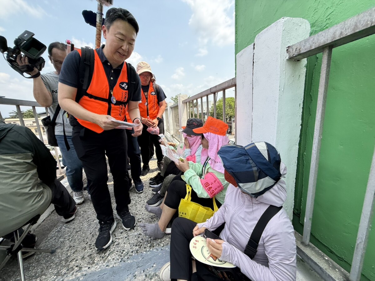 Af0d09f8c49306ce6cdf9de542854320