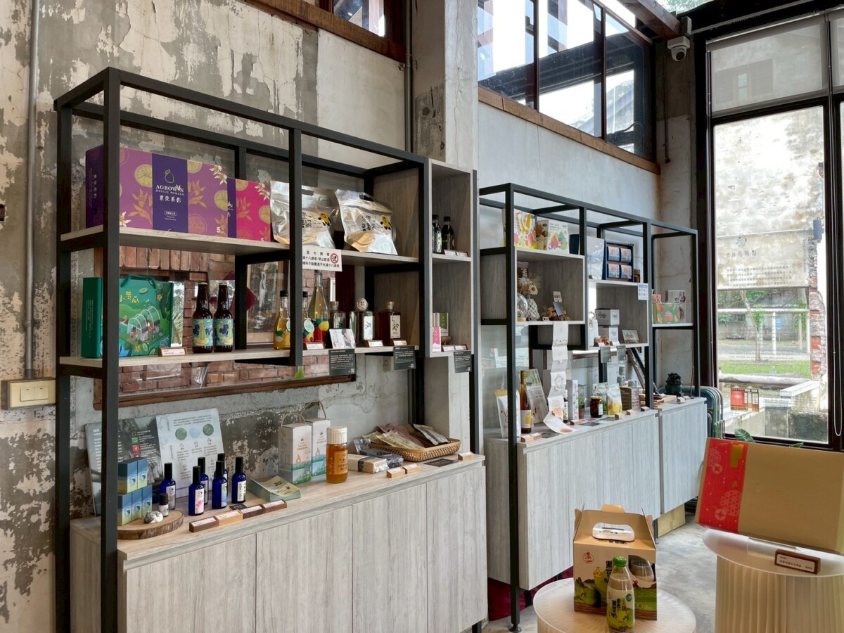 B8a0d4c90e08075903c53a359956b824