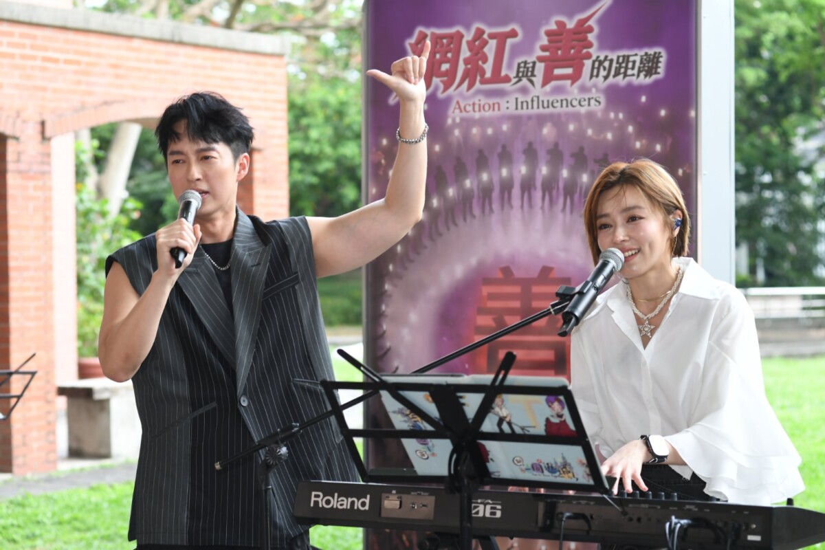 Bc3f29a0255681da932ebfab159b110d