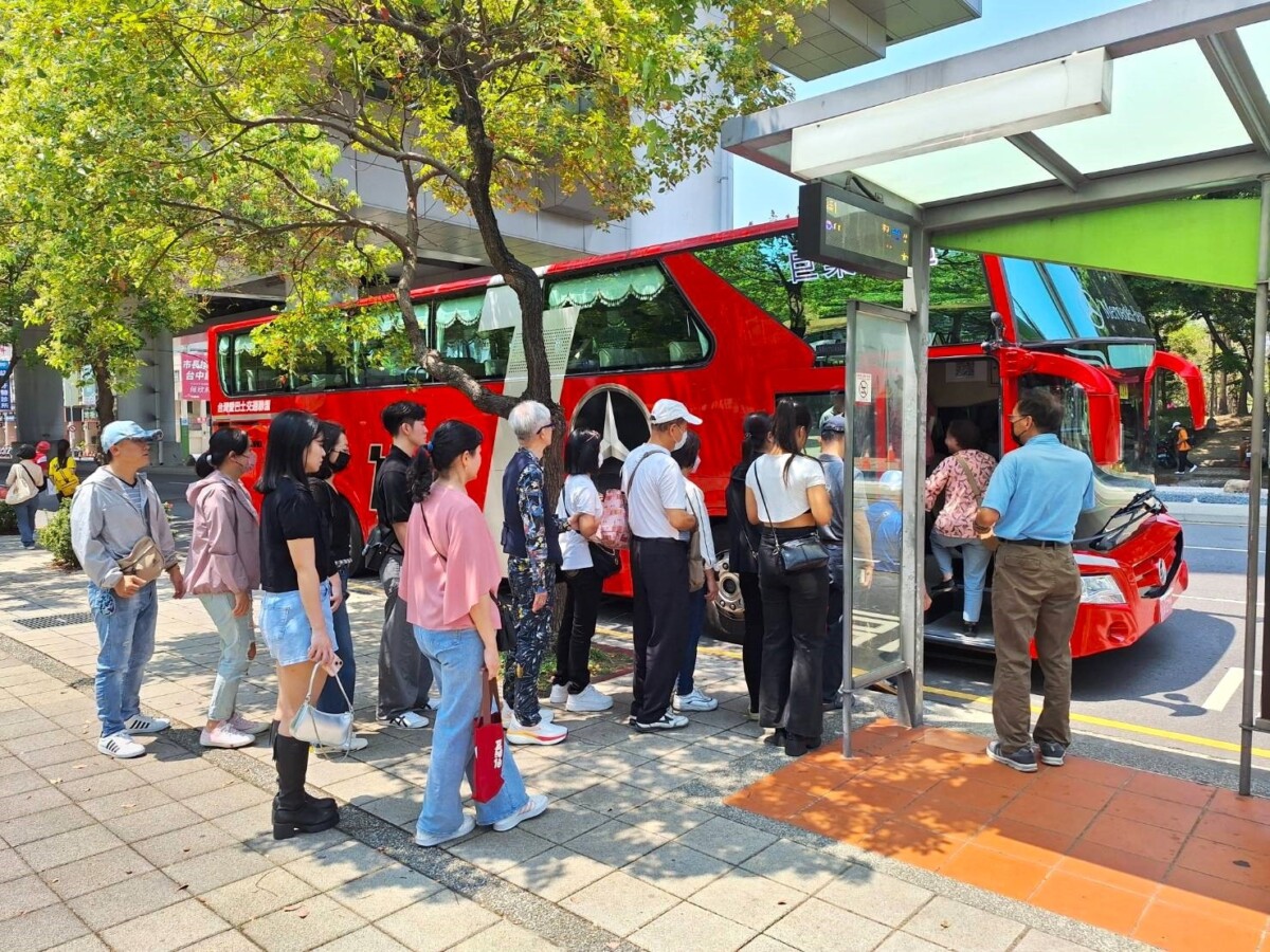 台中捷運接駁分流奏效    逛漢神洲際免塞車享優惠