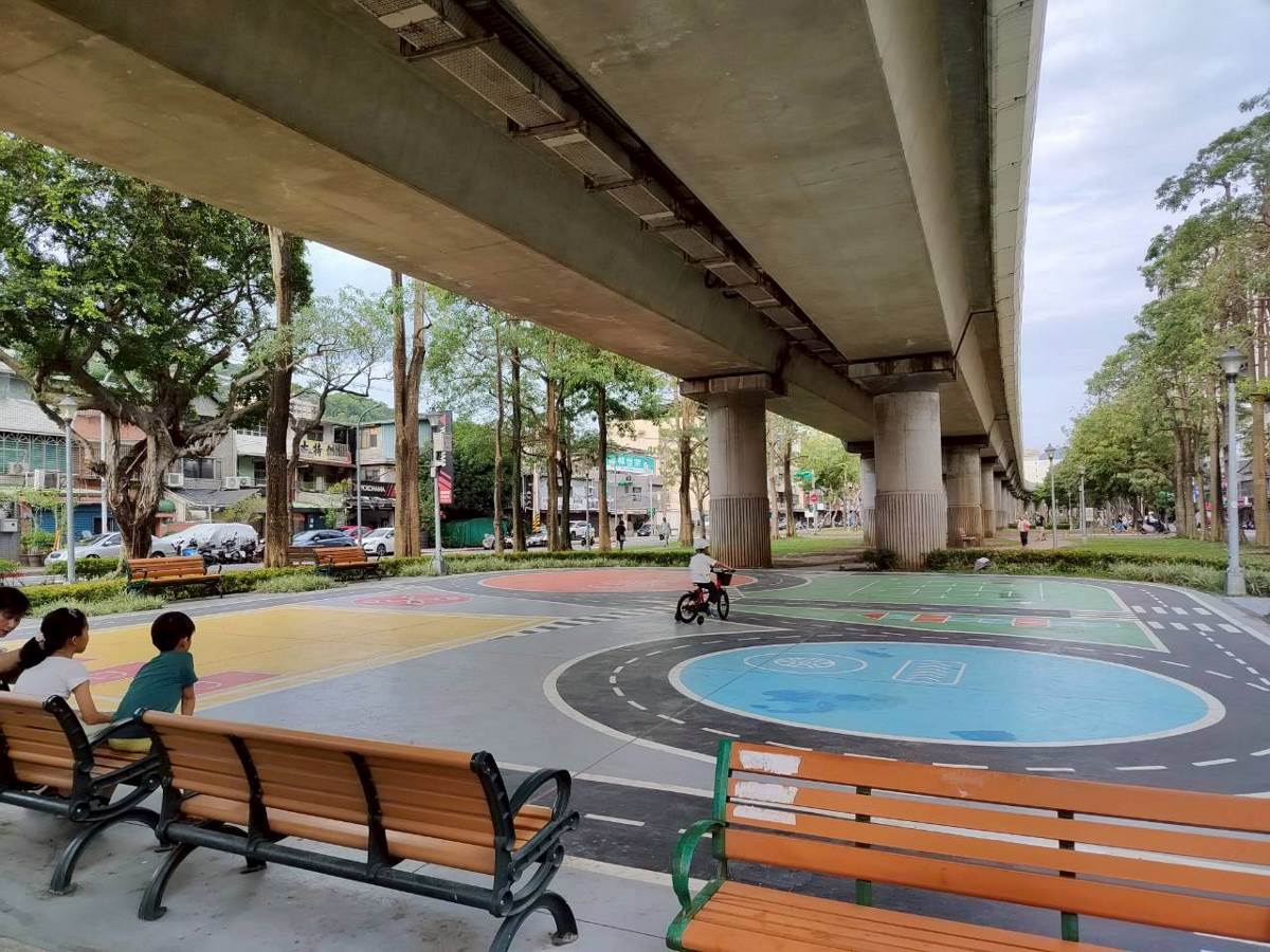 Cda707ac21afbca49d41df6252d69402