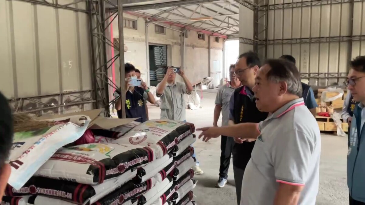 D327ab13b696763ad5acc9bb8cf7276a