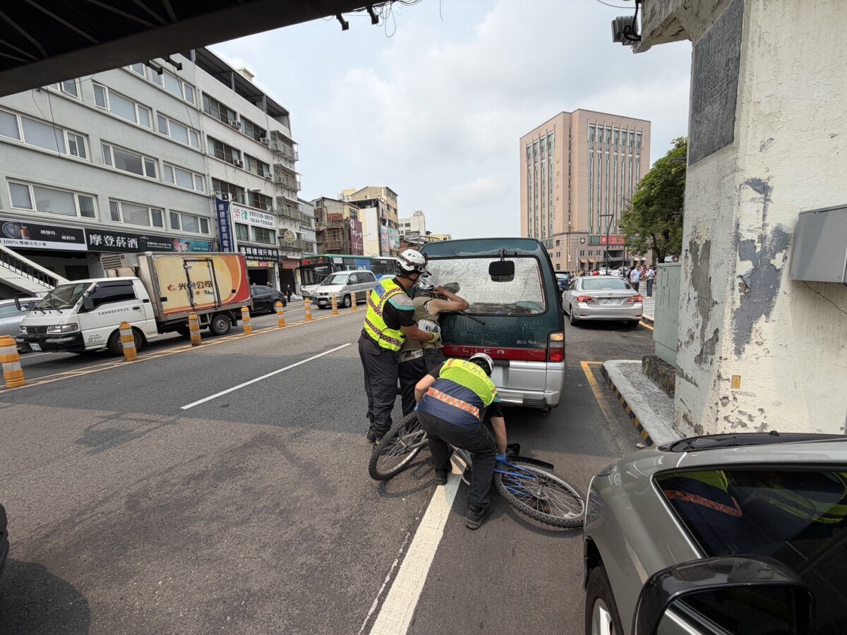 D83fa9215793a2dc3af7b8b0474a5908