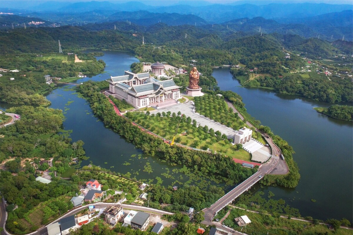 E10368e8f1dd77e6fb18f1aea67ff25f