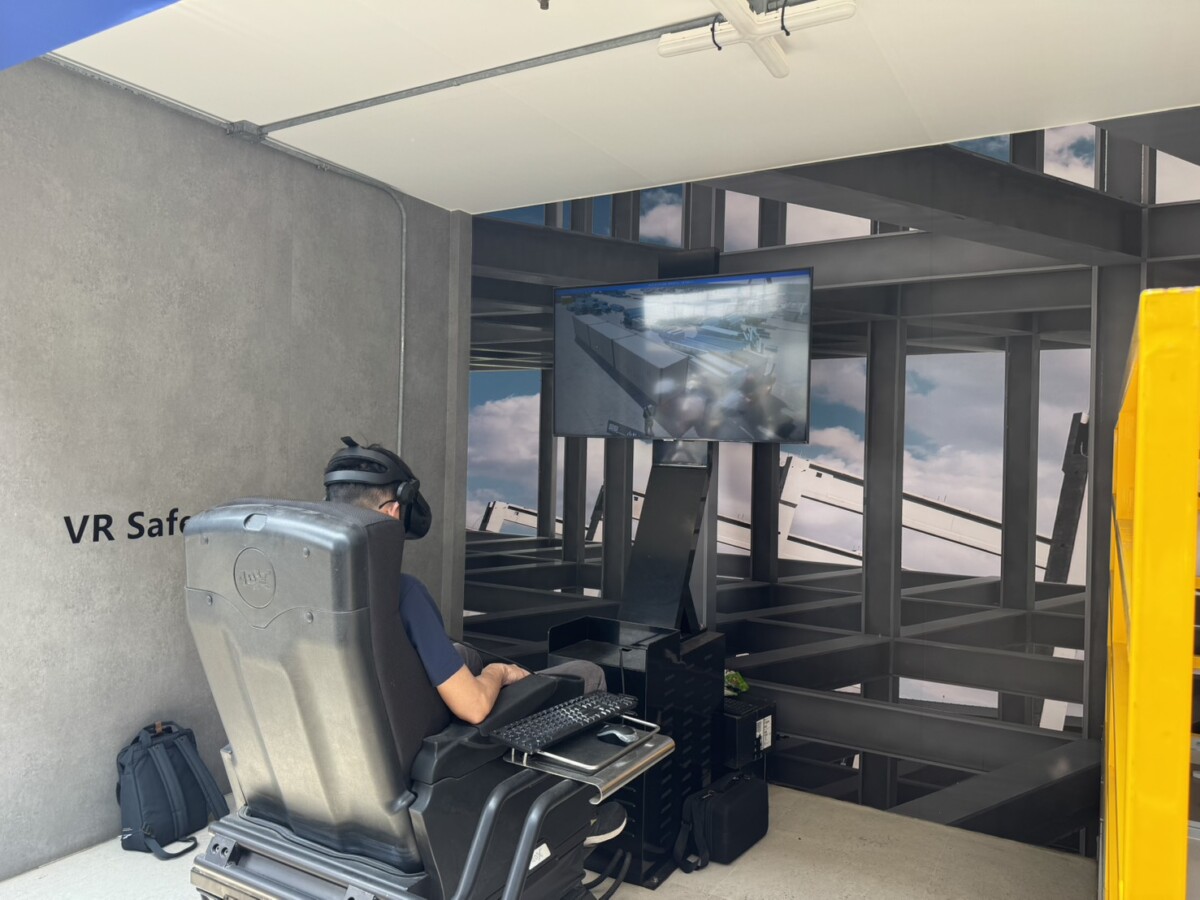 ▲桃機公司職安安全體驗館VR體驗。(圖/中市府提供)