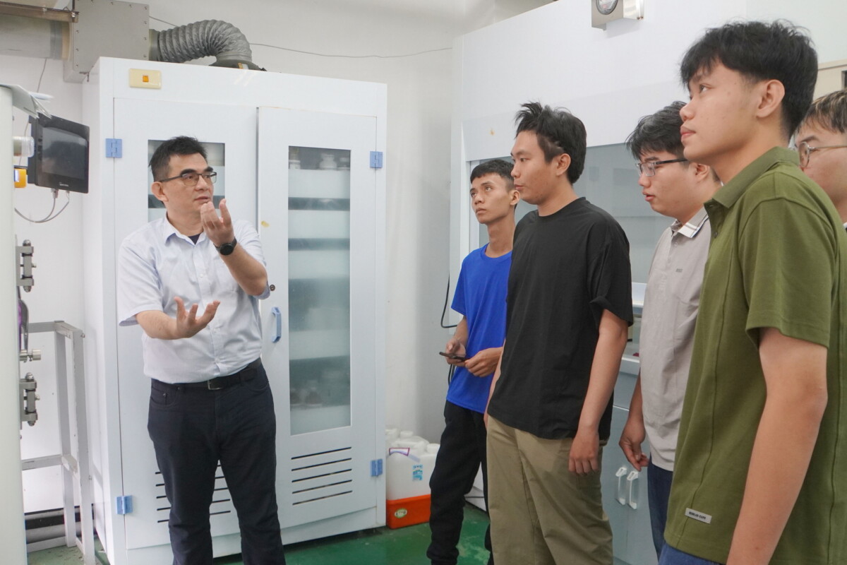 Eb7c5fd5505b8d01a698c800a12e7352