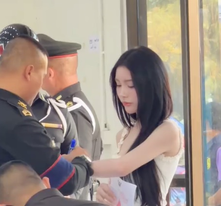 Ebcac5febc8ae909fe8b9fb92f48914a