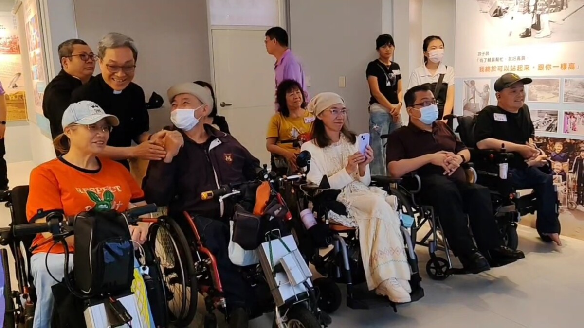 Ef77beafca5c3a438e25acec8779151b