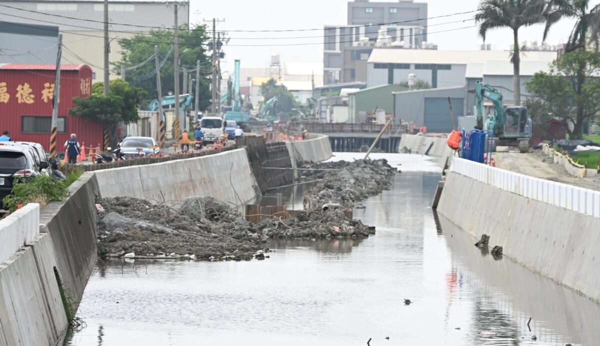 F2562f9f6ef96372327724e881a8a572