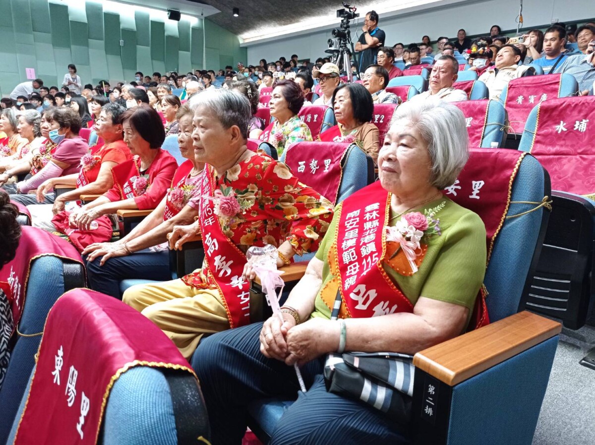 不只是表揚！北港鎮公所為媽媽們拍人生紀錄片　「媽媽的手」感動全場