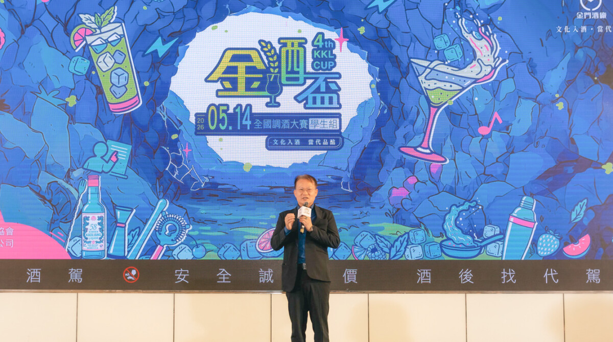 ▲金門酒廠吳昆璋董事長親臨現場勉勵年輕學子，持續打造讓夢想實踐的舞台。（圖/金門酒廠提供）