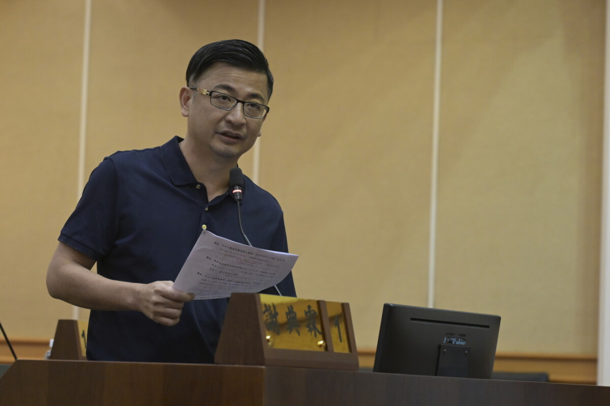 彰化犬隻管理惹議　議長謝典霖促訂動保自治條例