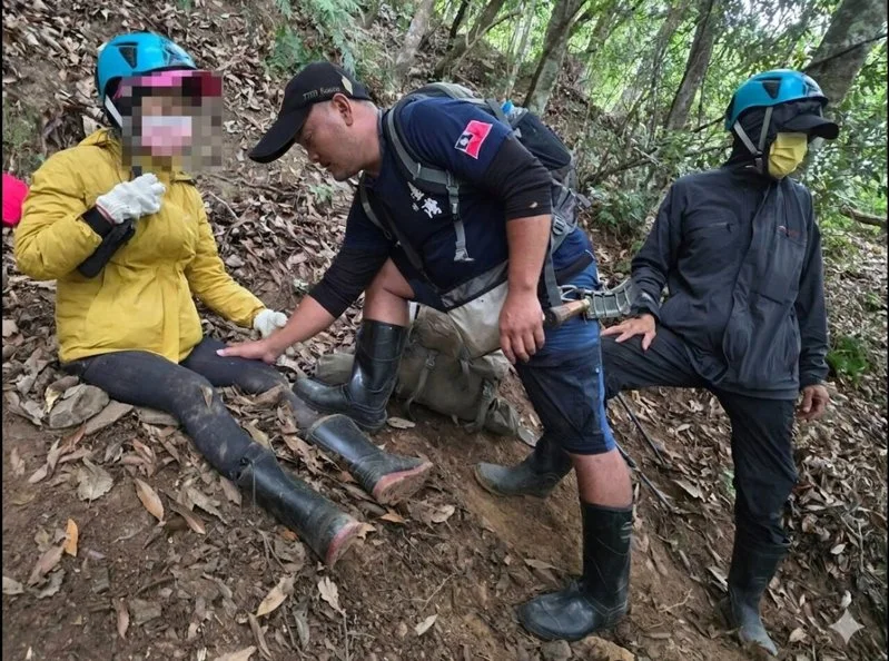 海端鄉山區意外　女子跌落10公尺山谷　消防救援送醫