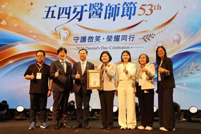 雲林牙醫資源告急　張麗善揭偏鄉缺口奪公益獎