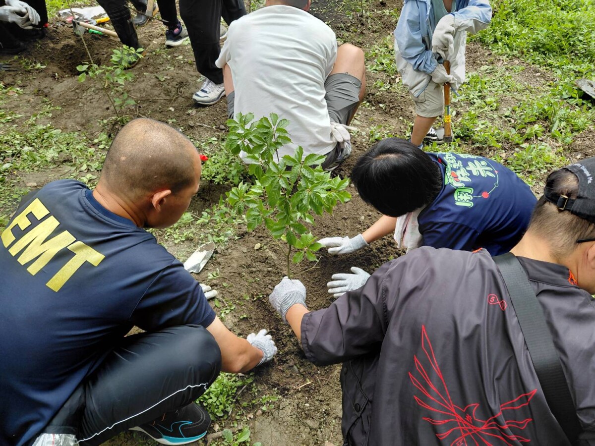 勞動節變身保育日　南投分署跨界80人守護自然