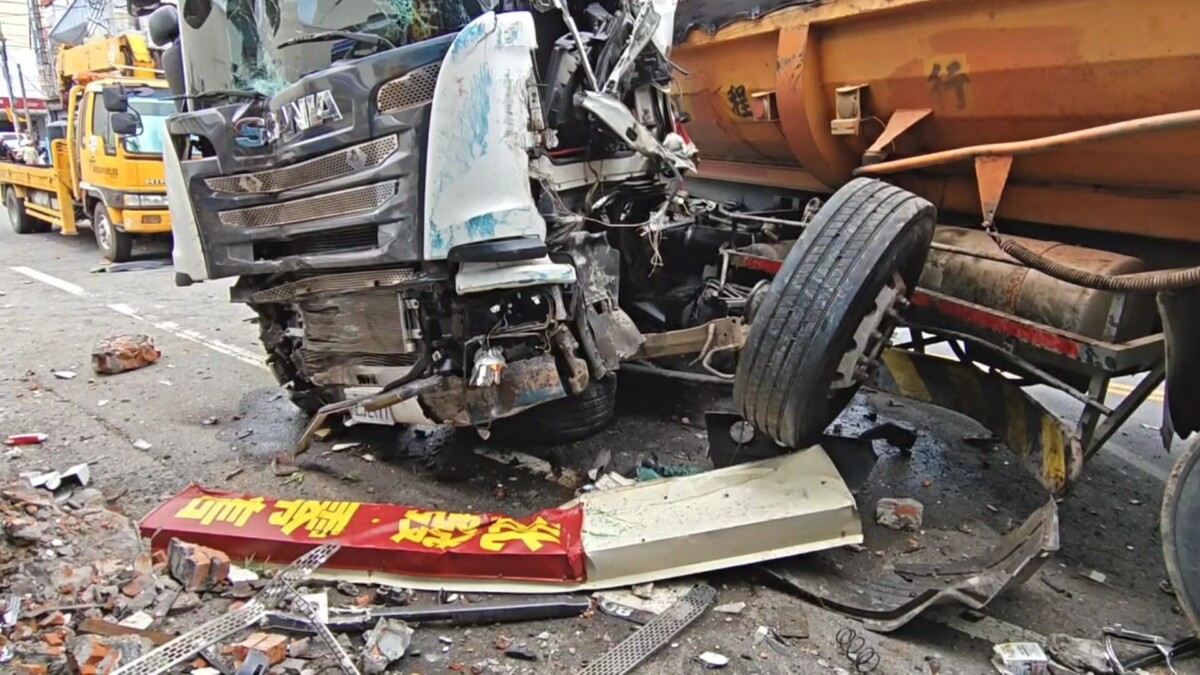 彰化砂石車失控衝撞賣場　機車乘客噴飛釀3傷