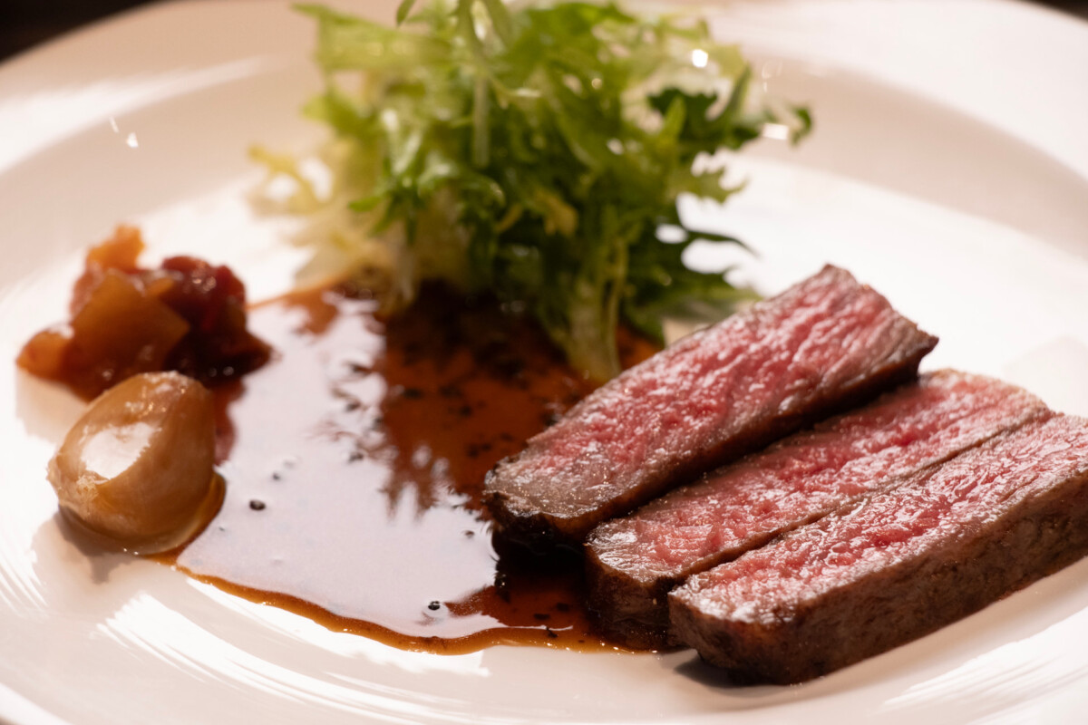 ▲【Seeds和牛珍饌．匠選肉品饗宴】以鹿兒島 A4 和牛領銜，匯聚多款跨地域嚴選肉品。（圖/高雄洲際酒店提供）