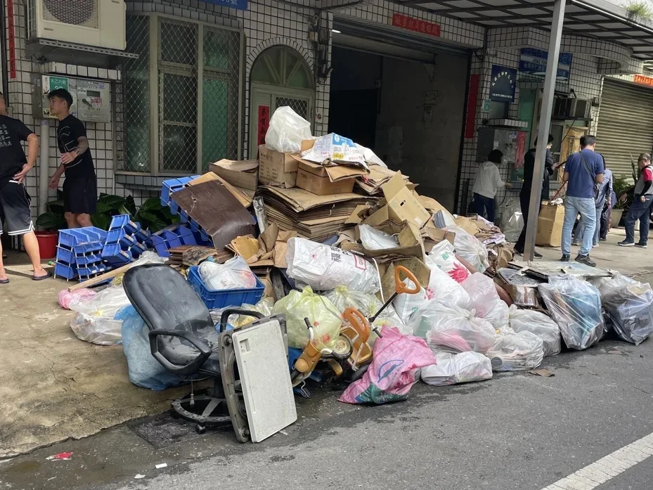 米克拉外圍環流豪雨重創台南　太乙工業區清出162公噸廢棄物
