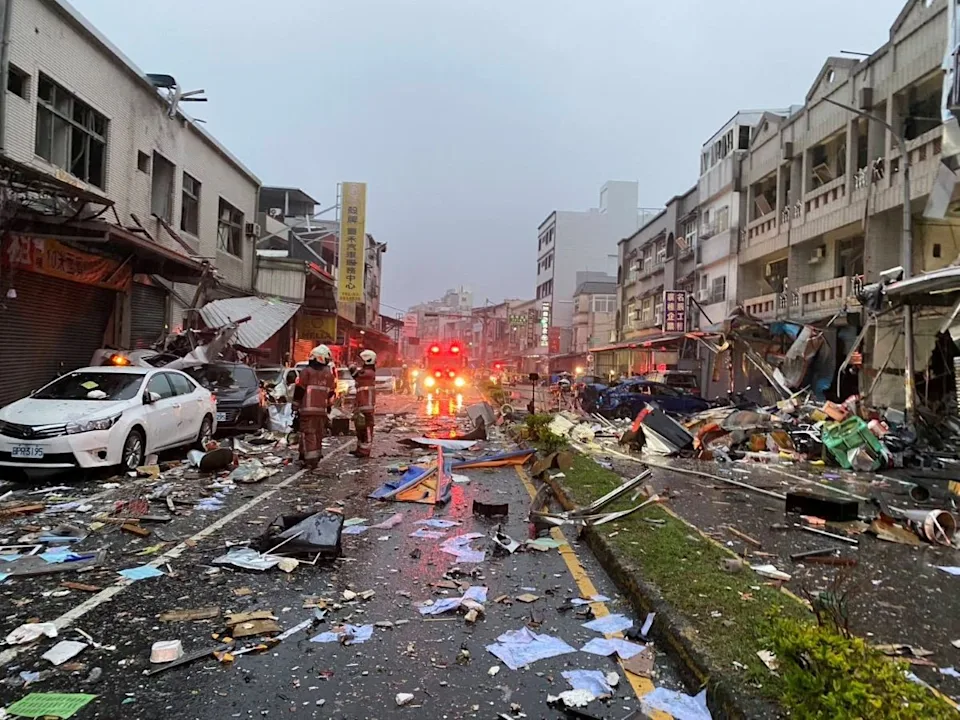 新竹高翠路氣爆調查曝光　4桶瓦斯疑軟管斷裂釀深夜爆炸