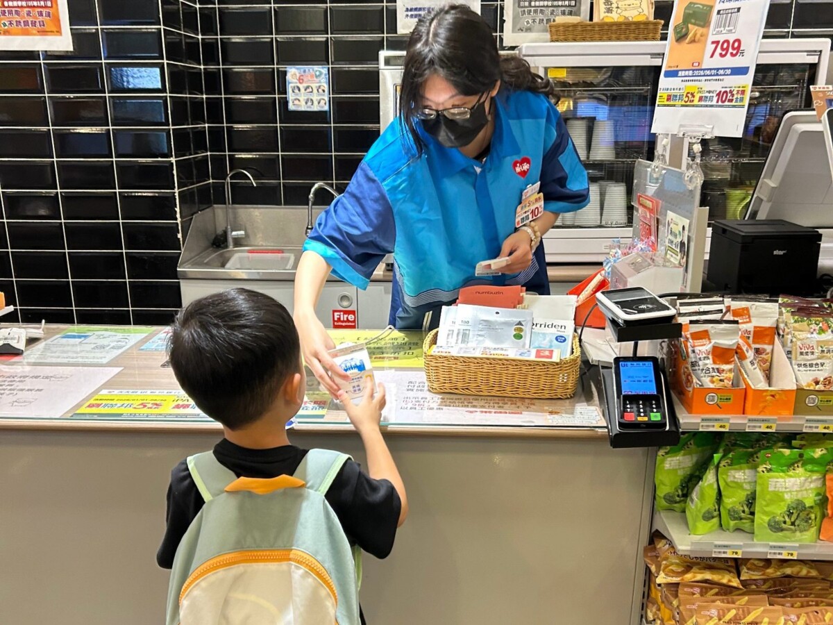 暑假營養不斷線！北市「鮮奶週報」畢業生可續領至8月30日