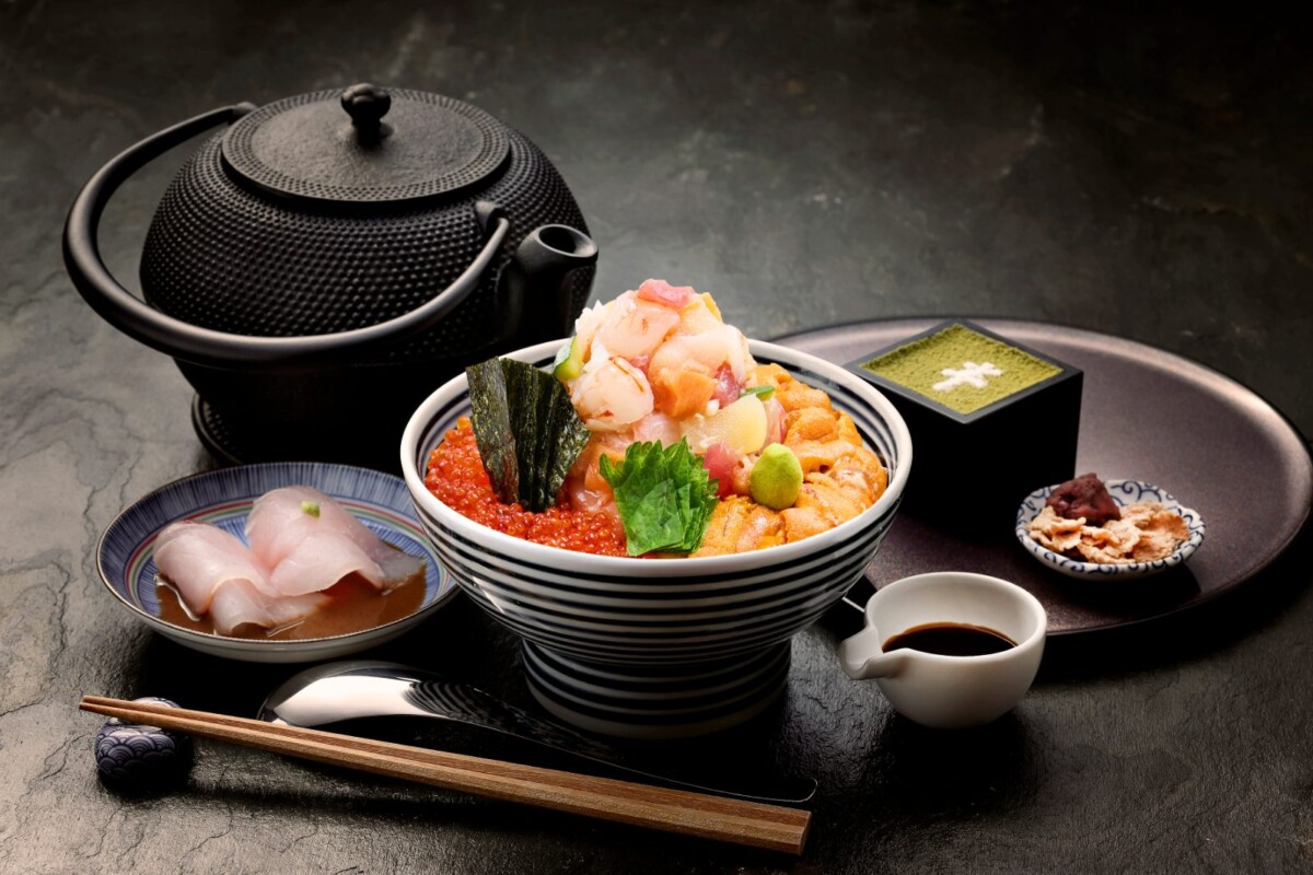 06 形象照 【日本橋海鮮丼辻半】 特上 珠寶盒$1499