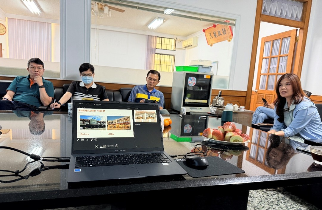 劉美吟鄉長聽取文化論壇籌備工作簡報(圖/葉晉嘉提供)