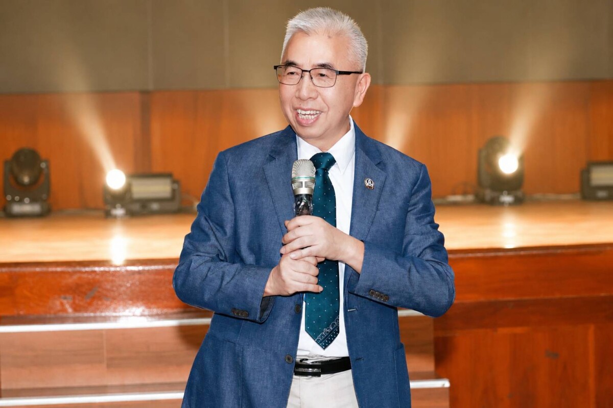 全球城市美業形象大使台灣賽區主席廖宗武勉勵美業職人勇敢展現專業實力與自信風采。(圖 / 中華全球城市選拔協會提供)