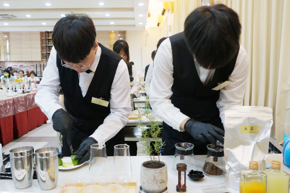 國產速萃茶變身人氣飲品!全國創意茶飲賽秀創意 國產速萃茶變身人氣飲品!全國創意茶飲賽秀創意