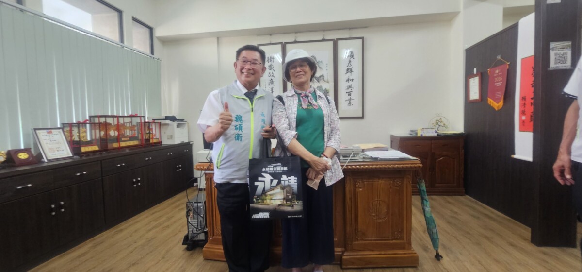 SQ07238 1高孟娟阿嬤再送百萬愛心回鄉