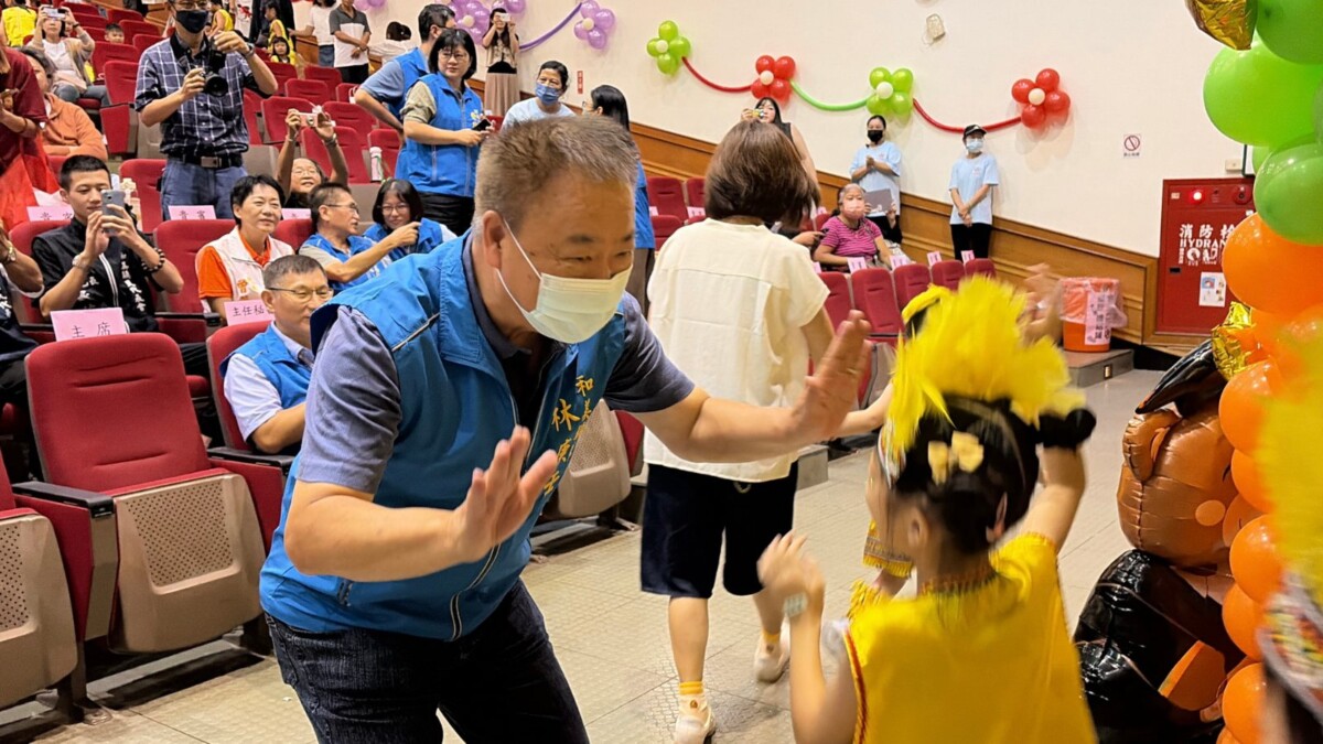 萌娃站上舞台秀成果　和美幼兒園畢業典禮超溫馨
