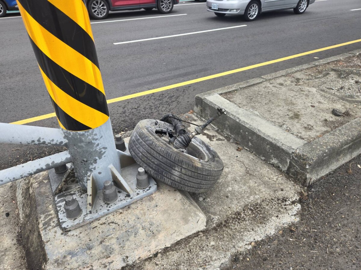 SQ07258 4移工毒駕撞爛車輛遭送辦