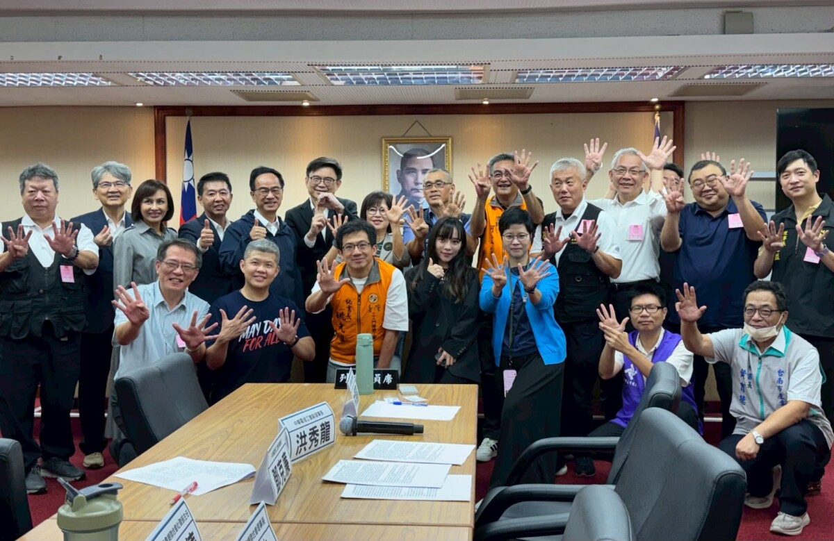 五一平台聯盟拜會爭取勞退改革　賴瑞隆提9%修法版本正面回應訴求