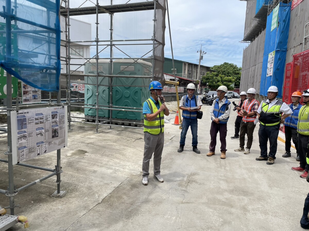 ▲中市強化塔吊安全觀摩，高空施工防災再升級。(圖/記者顏淑娟翻攝)