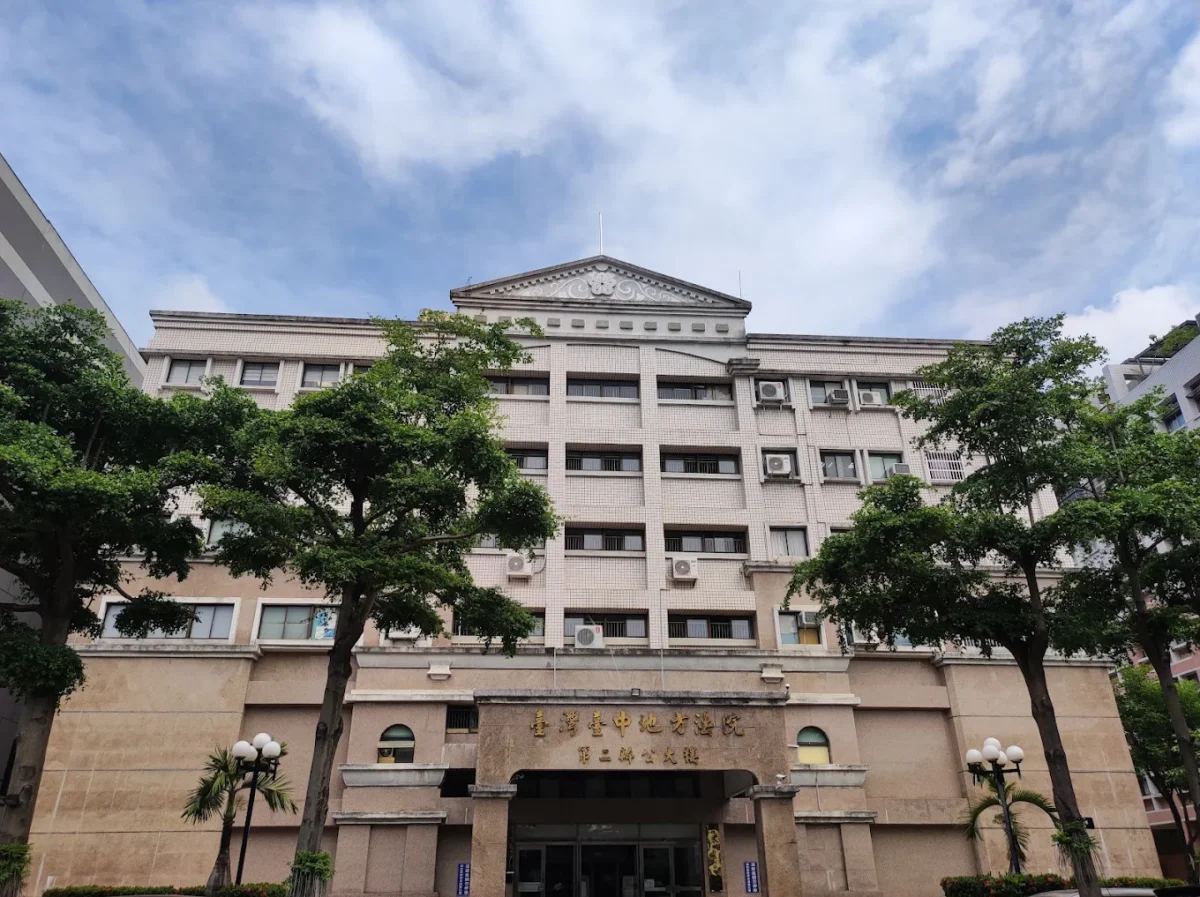 高雄14歲國二生恐嚇少女「殺家人」逼傳私密照！少女崩潰就醫法院重判家長連帶賠償