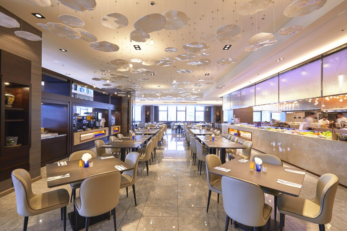 台北凱達大飯店百宴自助餐於7月至8月推出房客早餐買一送一優惠，平均每人390元，即可大啖豐盛的中西式早餐。圖：台北凱達大飯店提供