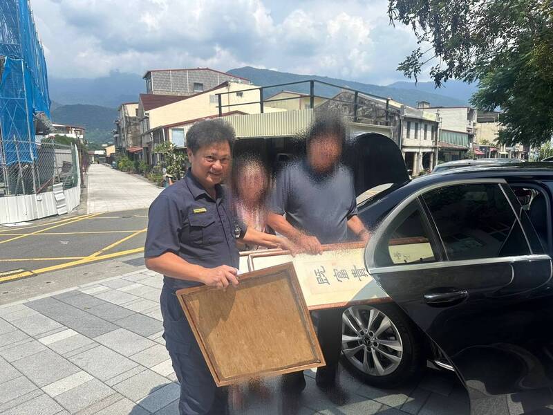 陳文龍代表作遭竊驚魂！高雄六龜警追到恆春成功尋回