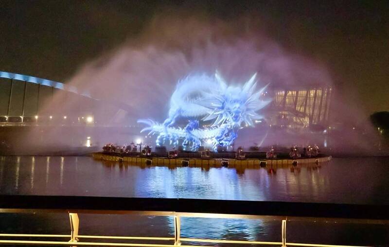 故宮南院水舞明晚最終場！霖雨龍金翅鳥壓軸現身