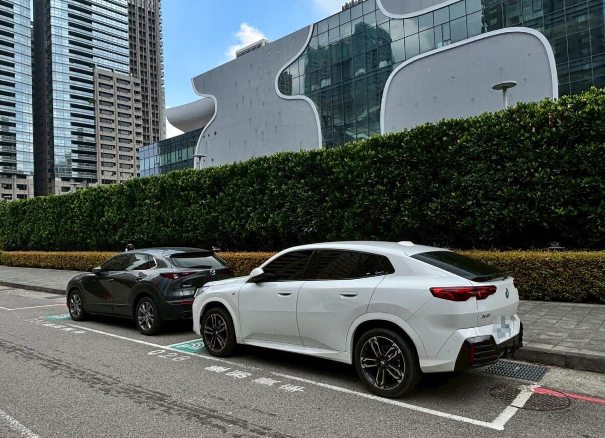 中市智慧停車全面無紙化　每月省逾2萬張停車單