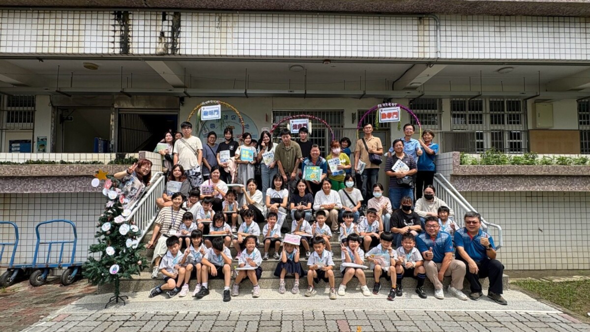 小一新生不緊張！國聖國小「成長門」歡樂迎新