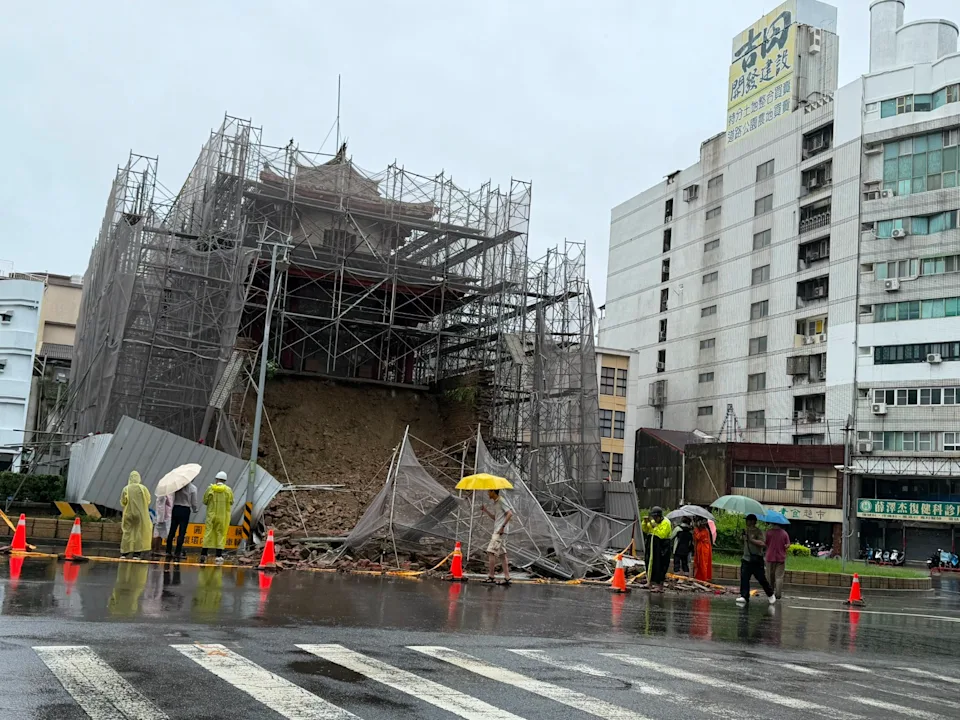 強降雨「哭倒」大東門！古蹟牆體崩落　極端氣候成修復關鍵
