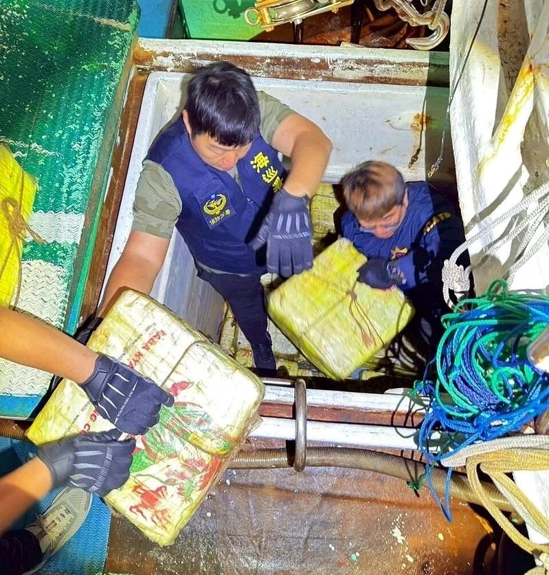 3個月出港10次只抓8條魚　「鐵觀音」藏1.8噸K他命　　屏東船主判10年