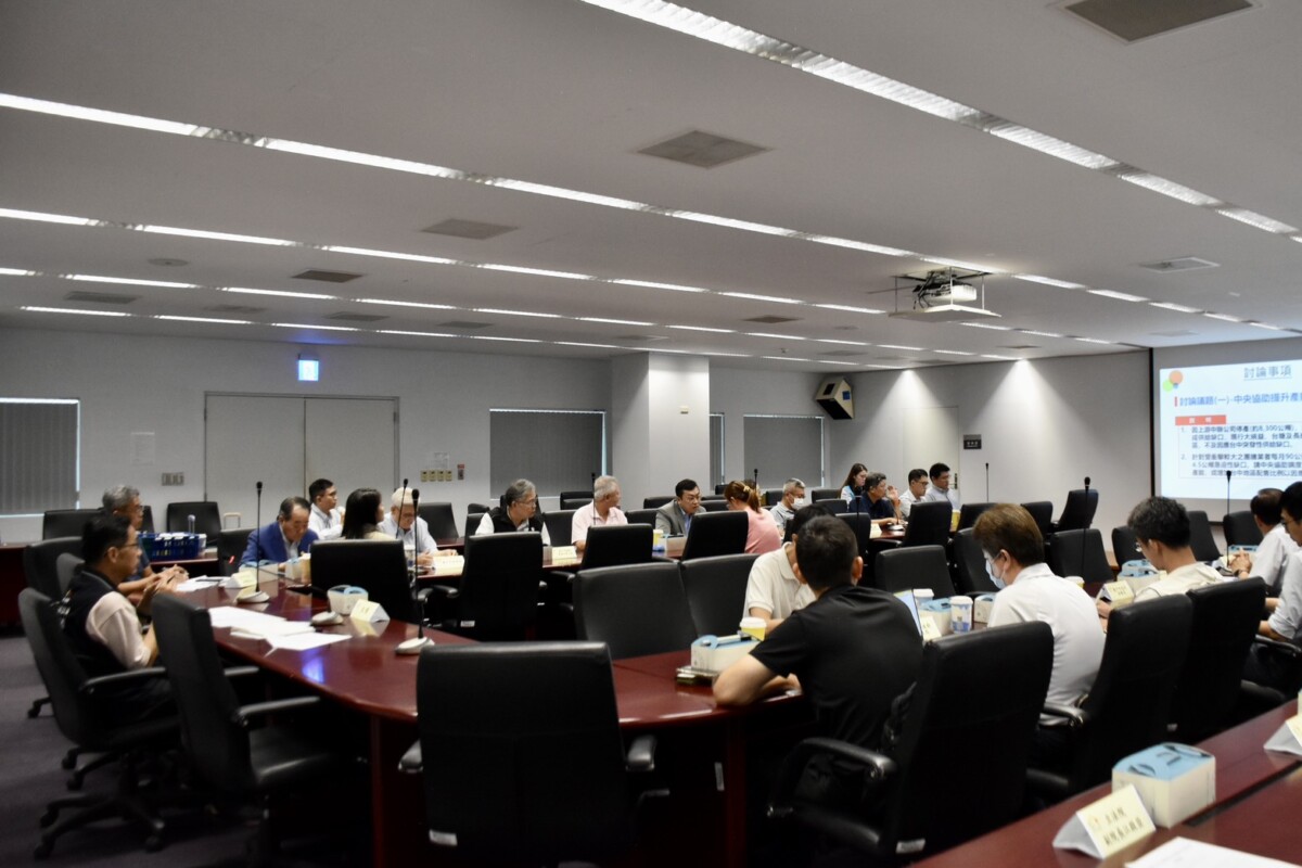 中市府攜中央穩油品　達兩共識守住糕餅團膳供應