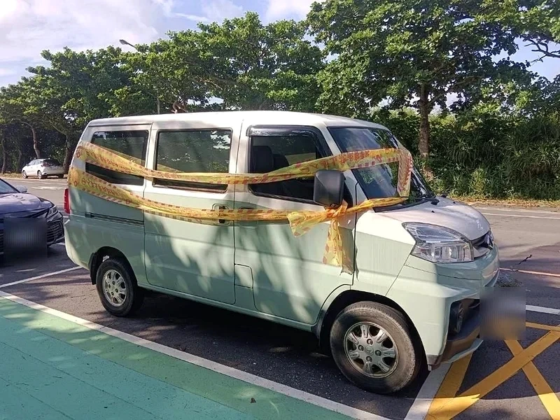 墾丁停車格驚見血水飄臭味！警消破窗　35歲男陳屍車內