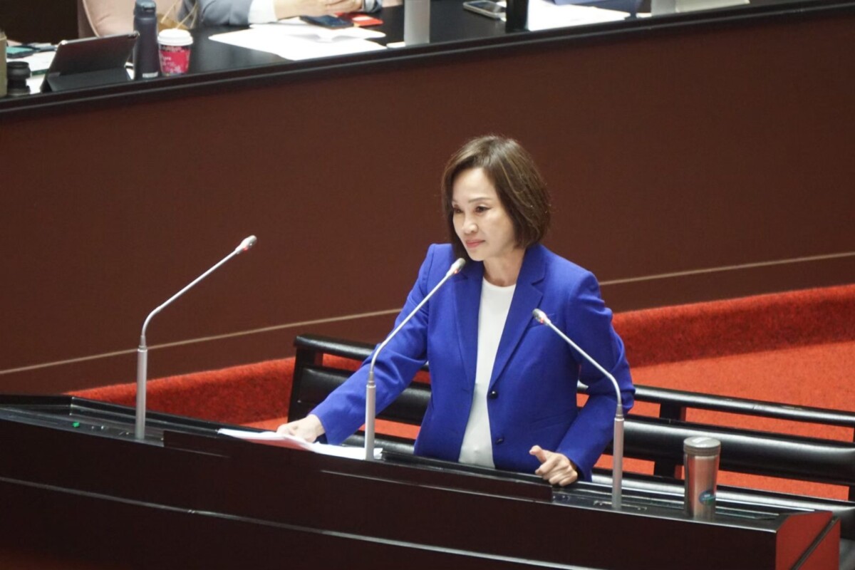 賴瑞隆指控柯志恩刪文化預算　反被批沒做功課