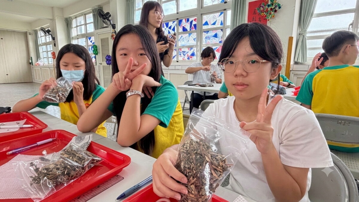 31童動手做香包！永靖福德國小玩STEAM超有趣